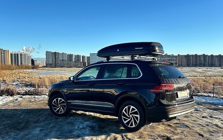 Volkswagen Tiguan II, 2018 год, 2 900 000 рублей, 4 фотография