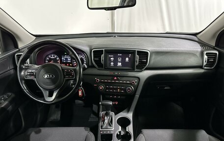 KIA Sportage IV рестайлинг, 2018 год, 2 220 000 рублей, 18 фотография