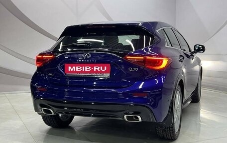 Infiniti Q30, 2017 год, 2 598 000 рублей, 8 фотография