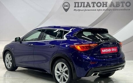 Infiniti Q30, 2017 год, 2 598 000 рублей, 11 фотография