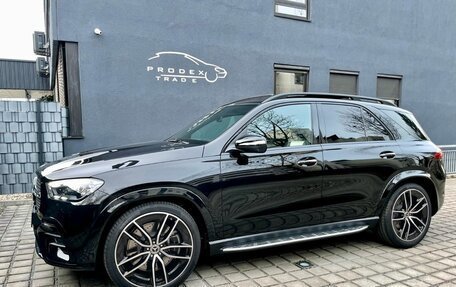 Mercedes-Benz GLE, 2024 год, 18 800 000 рублей, 1 фотография