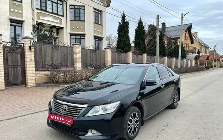 Toyota Camry, 2012 год, 1 890 000 рублей, 2 фотография