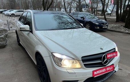 Mercedes-Benz C-Класс, 2010 год, 1 450 000 рублей, 14 фотография