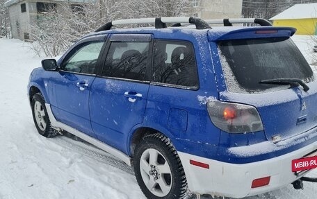 Mitsubishi Outlander III рестайлинг 3, 2003 год, 560 000 рублей, 3 фотография