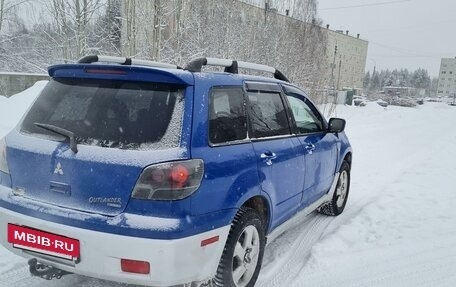 Mitsubishi Outlander III рестайлинг 3, 2003 год, 560 000 рублей, 5 фотография