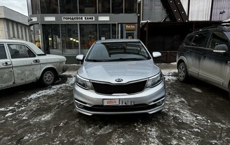 KIA Rio III рестайлинг, 2016 год, 1 050 000 рублей, 2 фотография