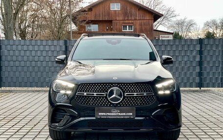 Mercedes-Benz GLE, 2024 год, 18 800 000 рублей, 2 фотография