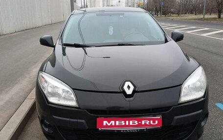 Renault Megane III, 2012 год, 730 000 рублей, 2 фотография