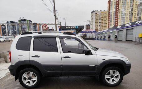 Chevrolet Niva I рестайлинг, 2012 год, 699 000 рублей, 6 фотография