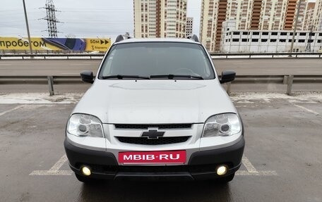 Chevrolet Niva I рестайлинг, 2012 год, 699 000 рублей, 2 фотография