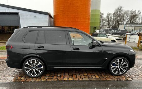 BMW X7, 2024 год, 21 800 000 рублей, 3 фотография