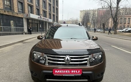 Renault Duster I рестайлинг, 2012 год, 700 000 рублей, 2 фотография