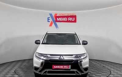 Mitsubishi Outlander III рестайлинг 3, 2019 год, 1 777 000 рублей, 1 фотография