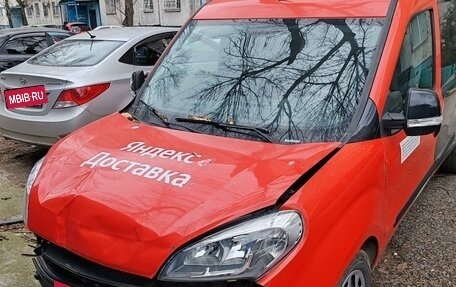 Fiat Doblo II рестайлинг, 2016 год, 650 000 рублей, 3 фотография