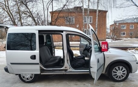 Opel Combo C, 2008 год, 600 000 рублей, 2 фотография