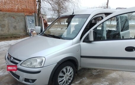 Opel Combo C, 2008 год, 600 000 рублей, 3 фотография