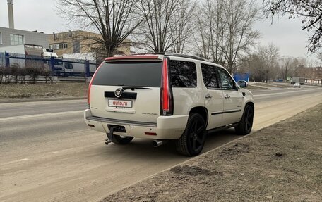 Cadillac Escalade III, 2013 год, 2 300 000 рублей, 6 фотография