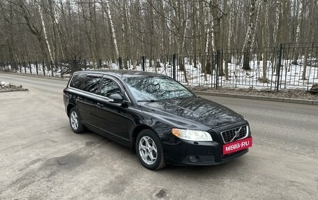 Volvo V70 III рестайлинг, 2008 год, 885 000 рублей, 2 фотография