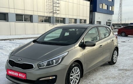 KIA cee'd III, 2015 год, 950 000 рублей, 2 фотография