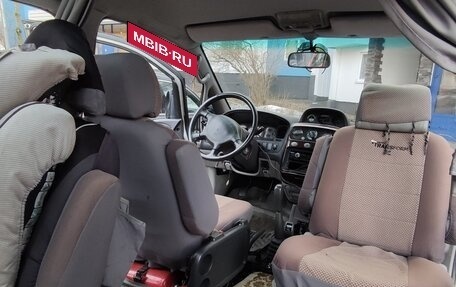 Mitsubishi Space Gear I рестайлинг, 2004 год, 1 590 000 рублей, 8 фотография