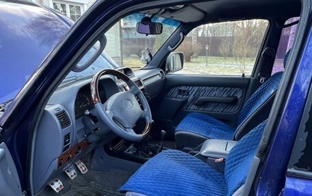 Toyota Land Cruiser Prado 90 рестайлинг, 1997 год, 1 050 000 рублей, 4 фотография