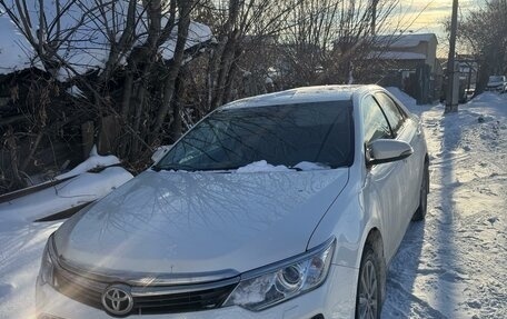 Toyota Camry, 2017 год, 2 400 000 рублей, 1 фотография