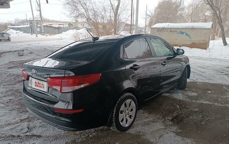 KIA Rio III рестайлинг, 2017 год, 900 000 рублей, 3 фотография