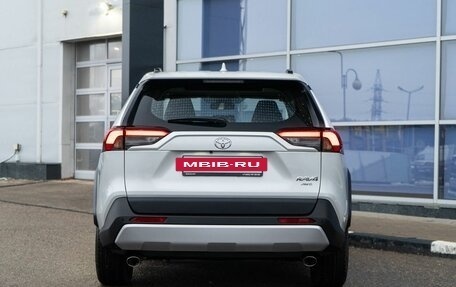 Toyota RAV4, 2024 год, 4 750 000 рублей, 6 фотография