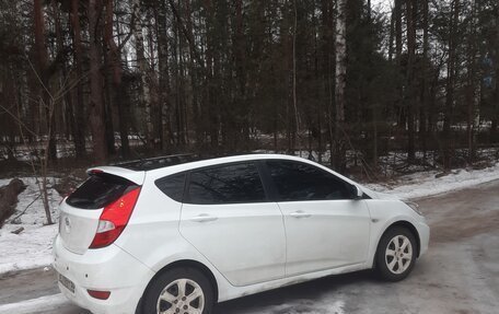 Hyundai Solaris II рестайлинг, 2013 год, 780 000 рублей, 5 фотография