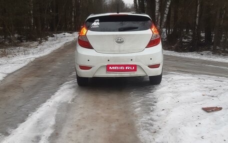 Hyundai Solaris II рестайлинг, 2013 год, 780 000 рублей, 11 фотография