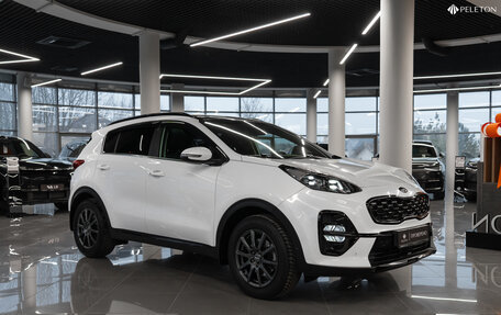 KIA Sportage IV рестайлинг, 2021 год, 3 240 000 рублей, 2 фотография