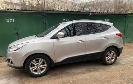 Hyundai ix35 I рестайлинг, 2013 год, 1 150 000 рублей, 2 фотография