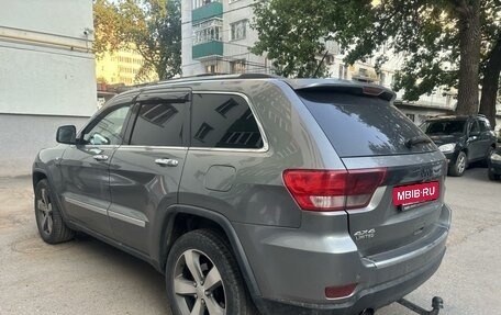 Jeep Grand Cherokee, 2012 год, 2 000 000 рублей, 3 фотография