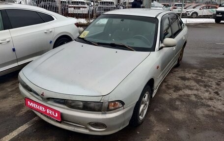 Mitsubishi Galant VIII, 1995 год, 135 000 рублей, 1 фотография