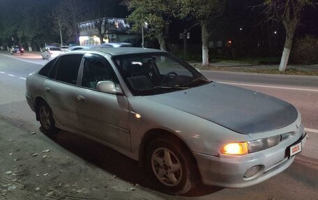 Mitsubishi Galant VIII, 1995 год, 135 000 рублей, 2 фотография