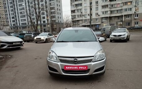 Opel Astra H, 2012 год, 600 000 рублей, 3 фотография