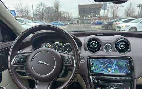 Jaguar XJ IV (X351), 2014 год, 2 700 000 рублей, 12 фотография