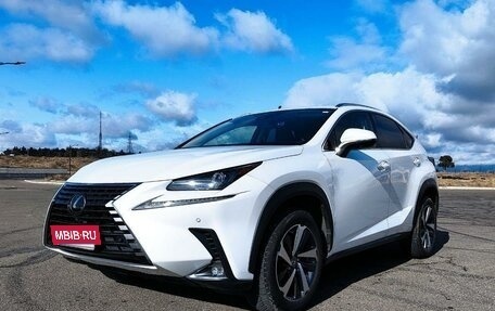 Lexus NX I, 2021 год, 4 400 000 рублей, 2 фотография