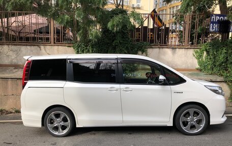 Toyota Noah III, 2014 год, 1 800 000 рублей, 11 фотография