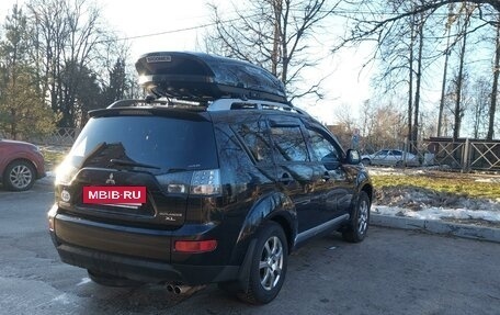 Mitsubishi Outlander III рестайлинг 3, 2008 год, 1 360 000 рублей, 11 фотография