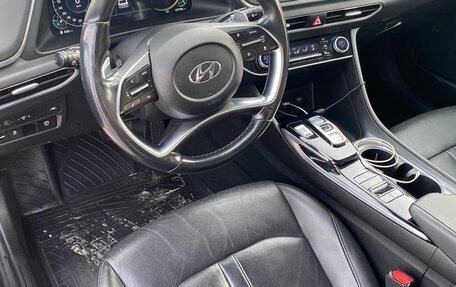 Hyundai Sonata VIII, 2019 год, 2 650 000 рублей, 16 фотография