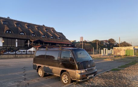 Nissan Caravan III, 1992 год, 620 000 рублей, 6 фотография