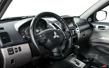 Mitsubishi Pajero Sport II рестайлинг, 2010 год, 1 316 000 рублей, 12 фотография