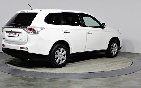 Mitsubishi Outlander III рестайлинг 3, 2012 год, 1 297 000 рублей, 5 фотография