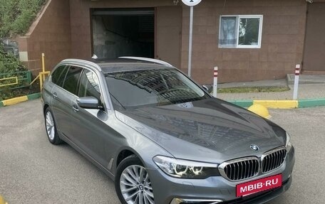 BMW 5 серия, 2019 год, 3 300 000 рублей, 16 фотография