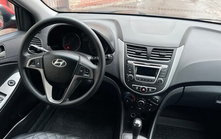 Hyundai Solaris II рестайлинг, 2015 год, 870 000 рублей, 8 фотография