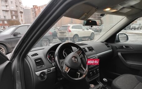 Skoda Yeti I рестайлинг, 2014 год, 1 100 000 рублей, 2 фотография