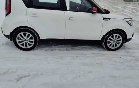 KIA Soul II рестайлинг, 2018 год, 2 100 000 рублей, 1 фотография