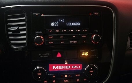 Mitsubishi Outlander III рестайлинг 3, 2012 год, 1 349 000 рублей, 12 фотография