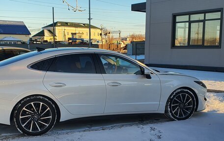 Hyundai Sonata VIII, 2019 год, 3 000 000 рублей, 1 фотография